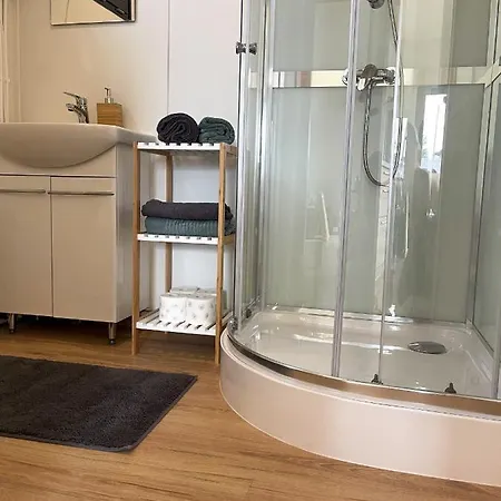 Nad Malowniczym Stawem / Raj Dla Wedkarzy / Mazury * Piecki (Warmian-Masurian)